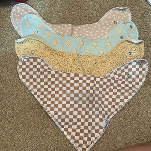 Copper Pearl Bandana Bibs - Vance